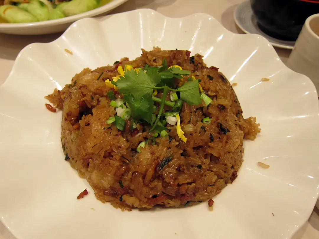 生炒腊味糯米饭