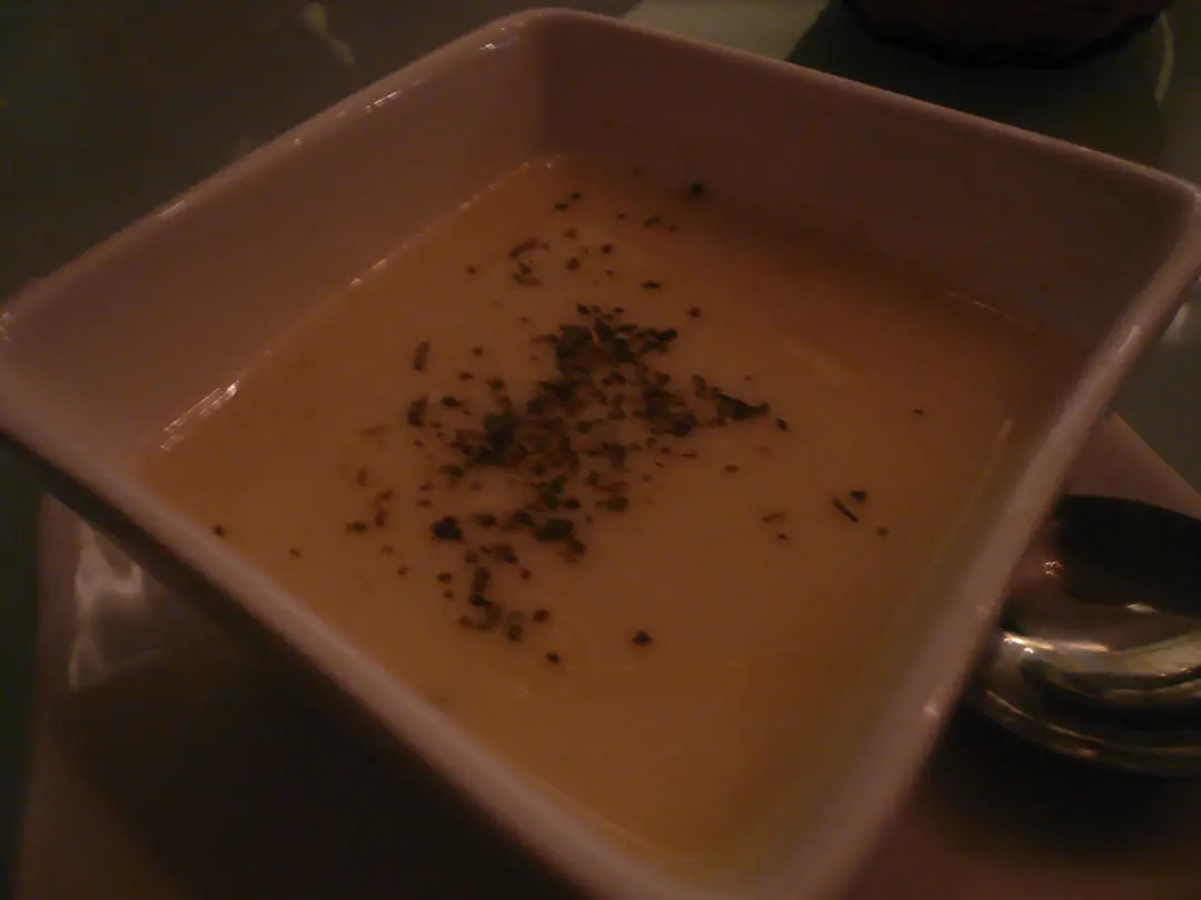 creamy 忌廉汤 - 香港旺角的奥凡咖啡厅 | openrice
