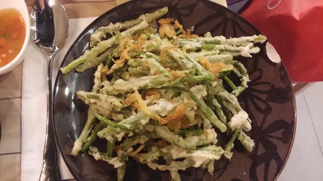 bb泰式卢荀配上餐厅自家制泰式辣酱