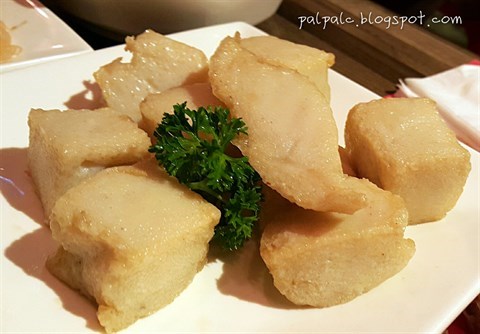 魚片頭 - 旺角的陸陸雞煲火鍋