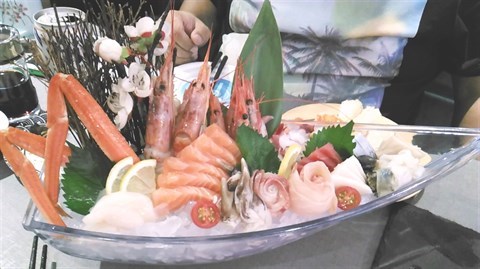 剌身船 - 旺角的三井日韓料理