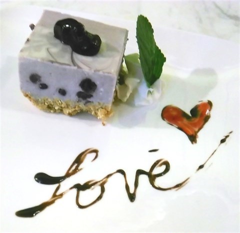 Blueberry Cheese Cake - 尖沙咀的Cosmos Restaurant & Bar