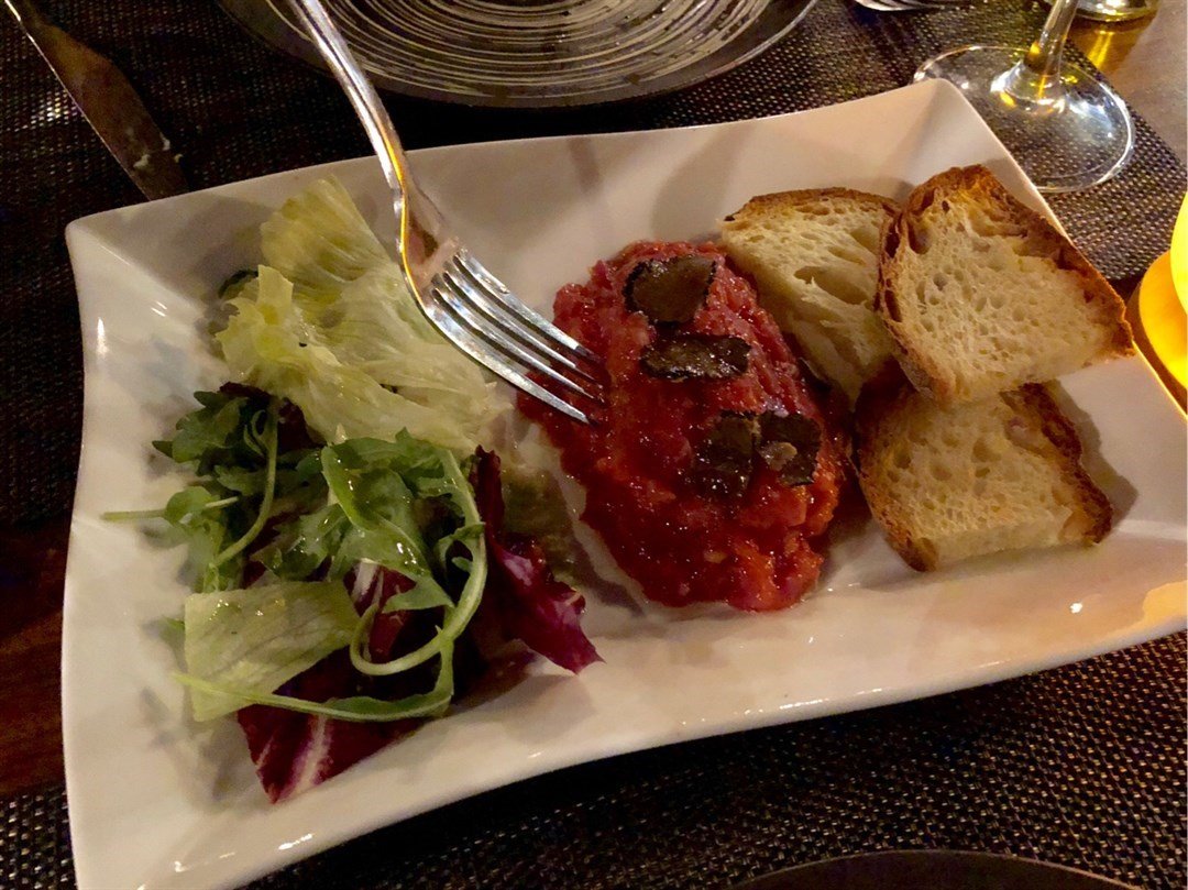 牛肉他他(beef tartare)