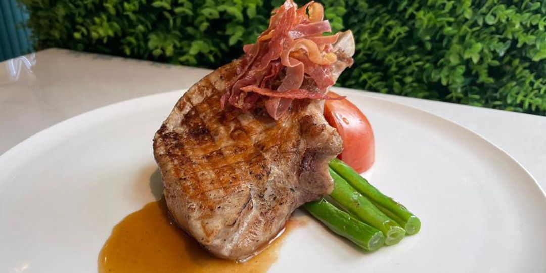 https://static5.orstatic.com/info/booking/menu/vdayspecial2023/images/DeerKitchenKT.jpg