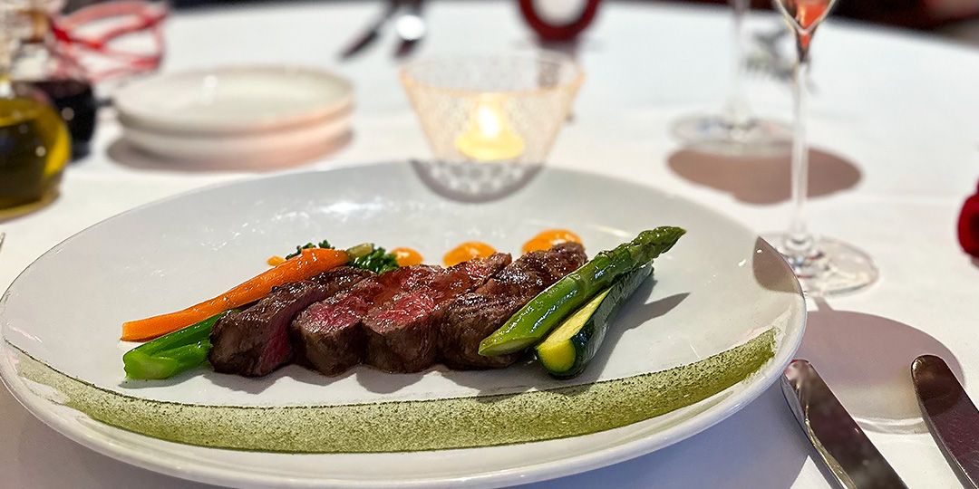 https://static5.orstatic.com/info/booking/menu/vdayspecial2023/images/Gaia.jpg