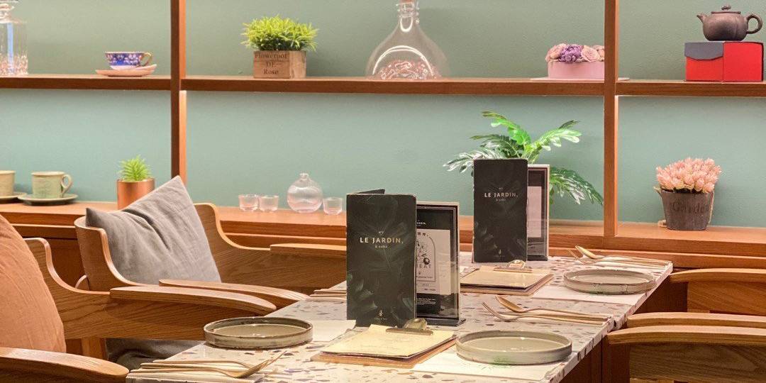 https://static5.orstatic.com/info/booking/menu/vdayspecial2023/images/LeJardin.jpg