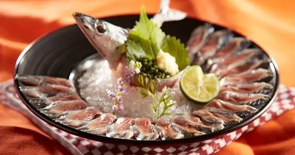 【當時得令】肥美上陸！千両新推秋刀魚料理