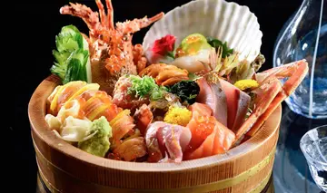 【飲食潮流】超豪華珍寶龍蝦刺身丼 到底有啲咩？