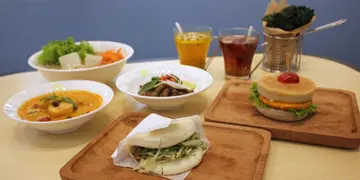将军澳新开素食店     刈包、牛肉粉现东南亚风味（有片）
