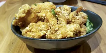 What to Eat Taiwanese restaurant in Central: go for the egg rolls with cheese