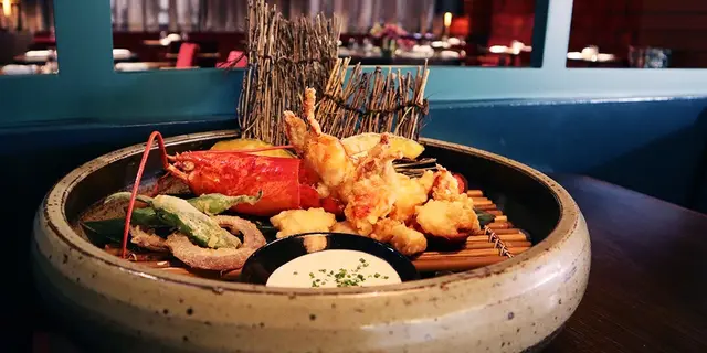 華麗英式莊園風!上環新開日本料理 必食龍蝦天婦羅、原隻烤雞飯(有片)