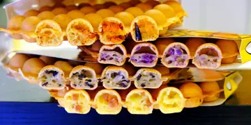 惹味臘腸/辣蝦雞蛋仔配米水  銅鑼灣新開創意小食店（有片）