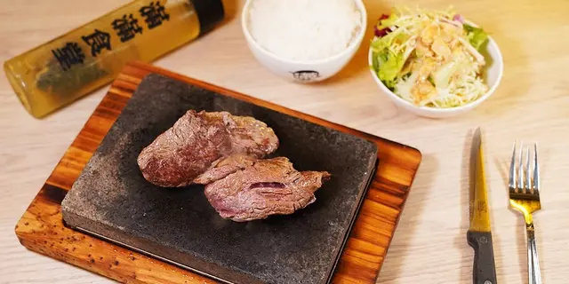 中環新開日式平民食堂  $78石燒肩胛牛+黑松茸日本滑蛋飯(有片)