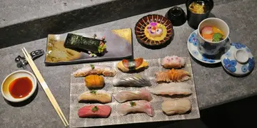 尖咀Omakase  独创三文鱼子海胆日式糯米饭     新开业优惠 第2位半价