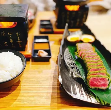 荃湾石烧牛小店伴港人共患难    组义工队上门派送食物物资