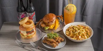 $108巨型軟殼蟹冬陰功包!玩味漢堡西餐廳登陸土瓜灣