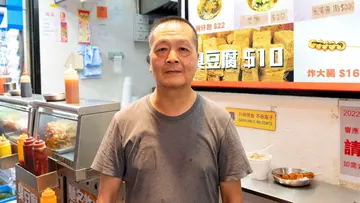 【专访】走鬼档转入舖  卖足30年炸大肠  见证扫街文化变迁