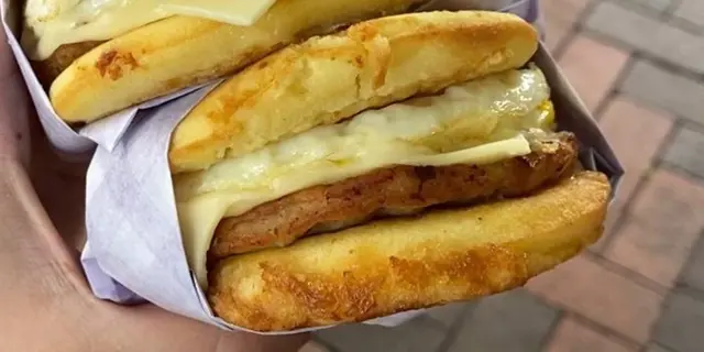 4大班戟漢堡推介 $15親民價長龍店、Cafe創新口味