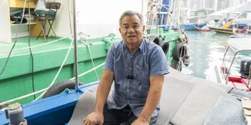 香港仔仅存粉艇搬大船固定停泊 逾40年艇仔粉风味