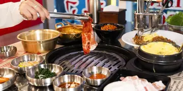韩国厨神白种元烧肉店落户尖沙咀！招牌7分钟猪肉泡菜汤+炭火烤肉