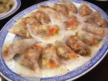 <font color=blue >三城記</font>