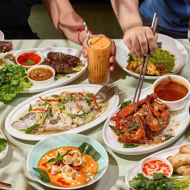 Popular Vietnamese and Thai restaurants