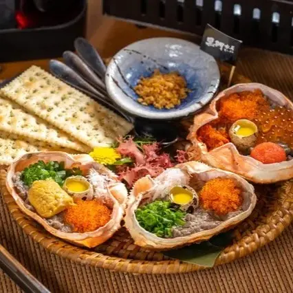 Must-try: Stir-fried crab roe