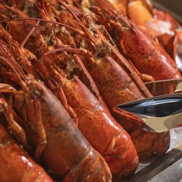 Mandarin Dinner Buffet $761