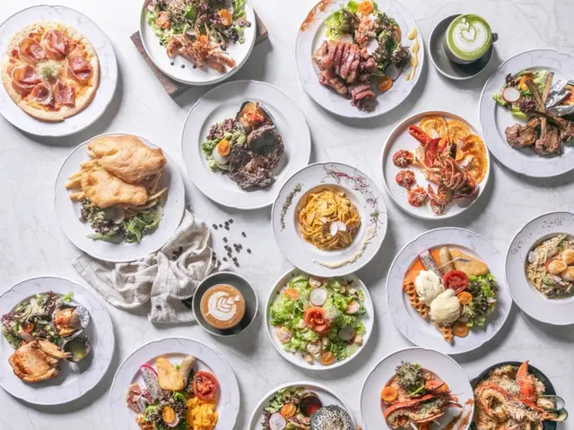 啟德落地玻璃Cafe: 開心果麻糬Tiramisu/西班牙海鮮飯/黑毛豬鞍架