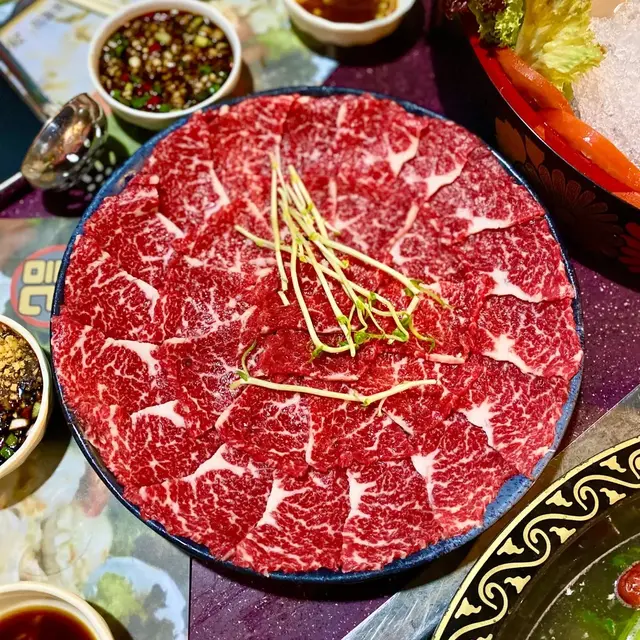 Hot pot restaurant with great deal