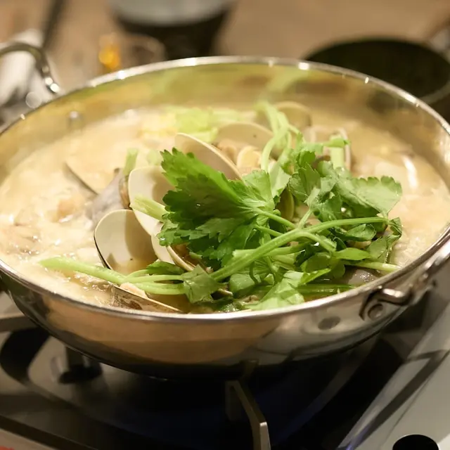 Popular hot pot restaurant in Wanchai