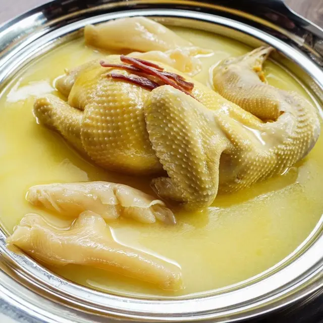 澳門花膠雞湯火鍋