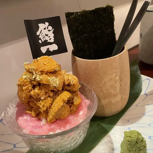 招牌菜千層海膽飯