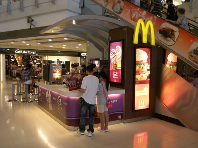 McDonald's - American Hamburger Fast Food in Wong Tai Sin Temple Mall ...