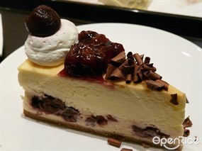 black forest cheesecake - The Cheesecake Cafe in Kowloon Bay 