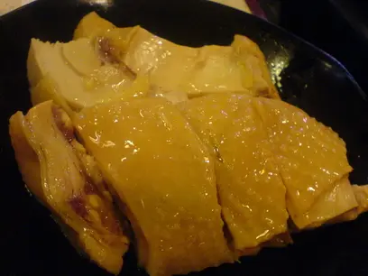 香港式鹽水雞 = 平凡黃油雞 !