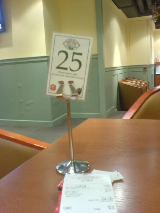 幾好 人少少 唔嘈