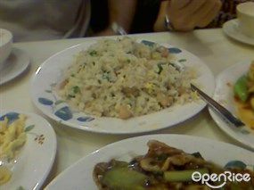 咸魚雞粒炒飯+湯$32 - 觀塘的城中米餐廳