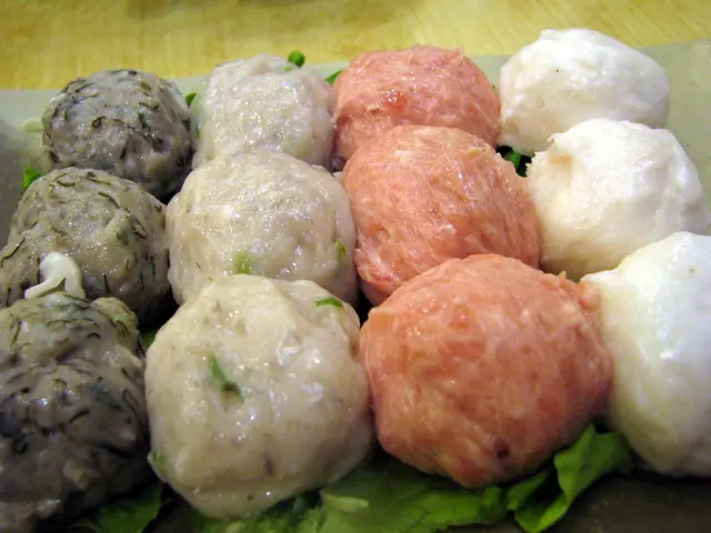 正, fresh & homemade combination ball.