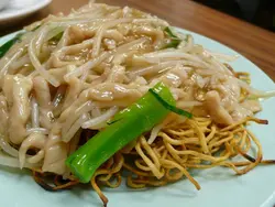 傳統規格的肉絲炒麵