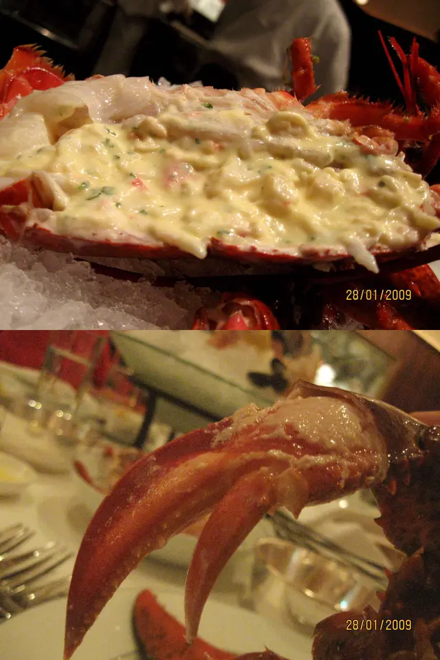 兩隻巨大多肉的龍蝦鉗及其它部位都是既肉厚又鮮甜爽口