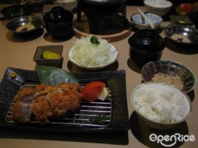 吉列千層蒜味黑豚肉定食 - 旺角的近又吉列黑豚專賣店