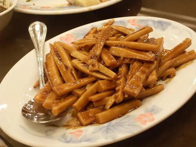 油炆春筍