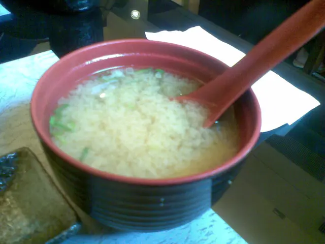 以匙同上的味噌湯,很攪笑