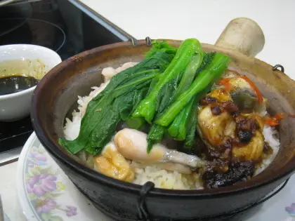 白鱔田雞煲仔飯