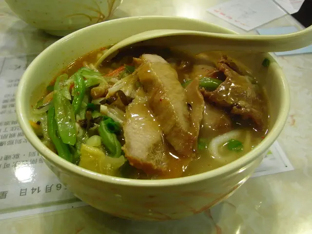 麻辣豬頸肉攦粉