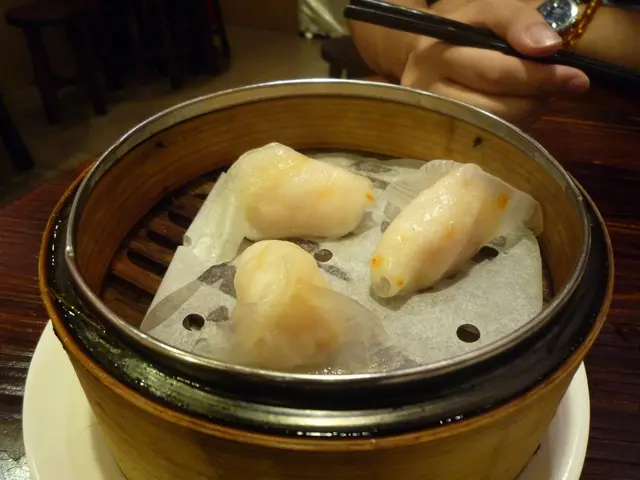 生猛金魚餃   $18