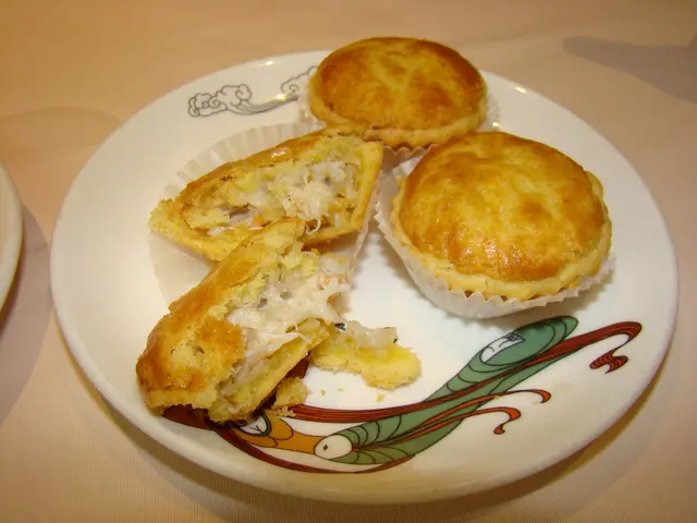 鮮白菌蟹肉盞 ($40) - OK，幾特別。 