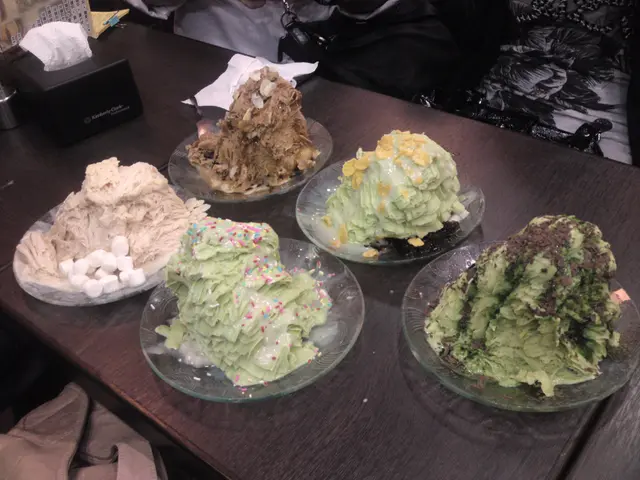 咖啡冰x1, 花生冰x1, 抹茶冰x3