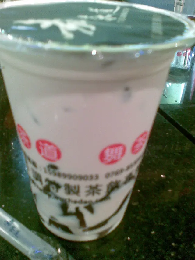 冲繩黑磚奶茶加珍珠